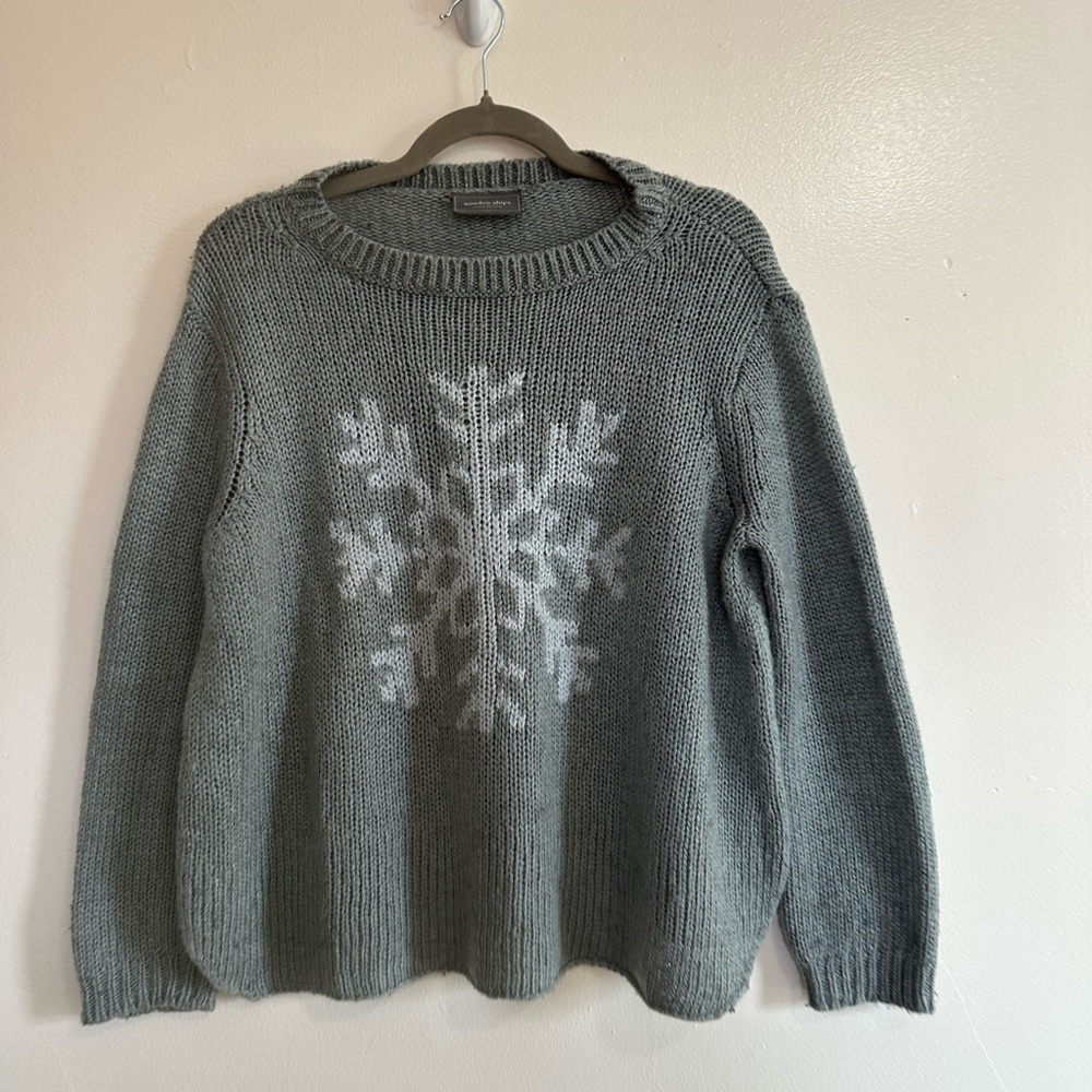 Wooden Ships Gray Snowflake Sweater, Size XS - Picture 3 of 9